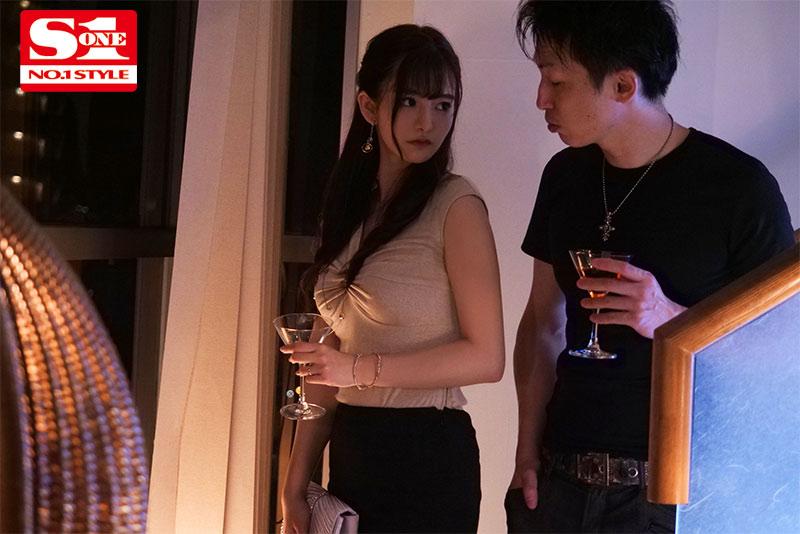 Celebrity Fucking NTR Reunion! Seeing Her Fuckboy Ex For The First Time At A Reunion, She Gets Fucked Up On An Aphrodisiac And They Fuck Till Morning! Marin Hinata - 1