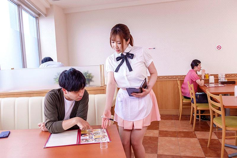 Seduced by Housewife Working Part-Time at Family Restaurant. Seduced Me With Boobs and Made Me Cum All Over Them. Miina Wakatsuki - 2