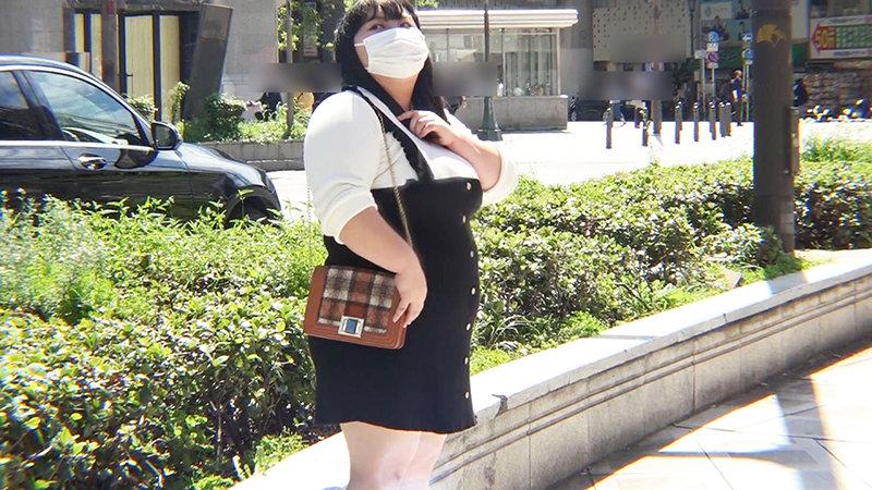 Roundass NINE-056 I Went To Osaka In Search Of Pocha s Talent Natural Chubby Virgin Lady Chiharu AntarvasnaVideos - 1