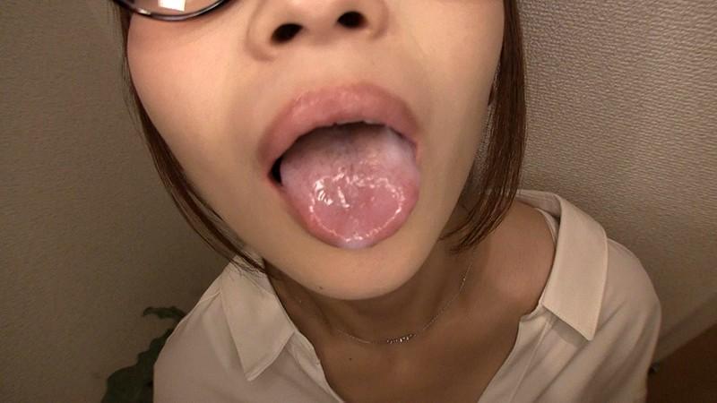 Free Pussy File 02 - Rin, 20 Years Old: An Incredibly Sensitive Amateur Who Can't Say No To Deep Throat And Creampie - 2