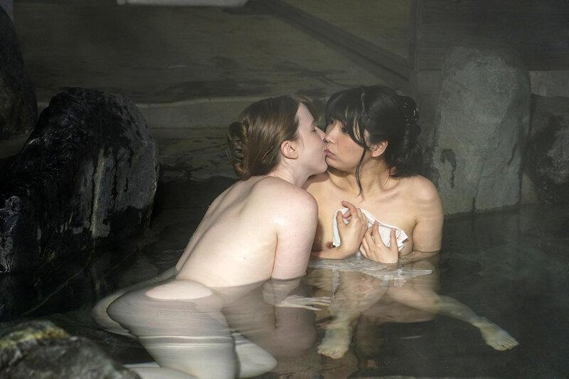 Inked DANDY-794 At A Hot Spring During Her Trip, The Blonde Lesbian Has Sex Like Crazy With A Japanese Girl. Fantasti - 1