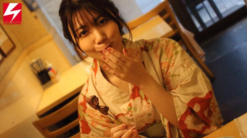 Married Woman Using Social Media - Picking Up Girls Techniques. Ordinary Married Woman That Lives In An Apartment And Just Wears 980 Yen Hoodies Puts On A Kimono And Goes Out On A Special Date, Leading To A Simple Affair With Fucking. Mako - 2
