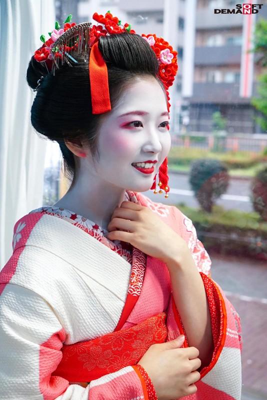 Magic Mirror Number Fantastical Yakyuken Sex With A Geisha Girl Who's So Shy That Her Cheeks Turn Red Right Through Her Makeup - 1