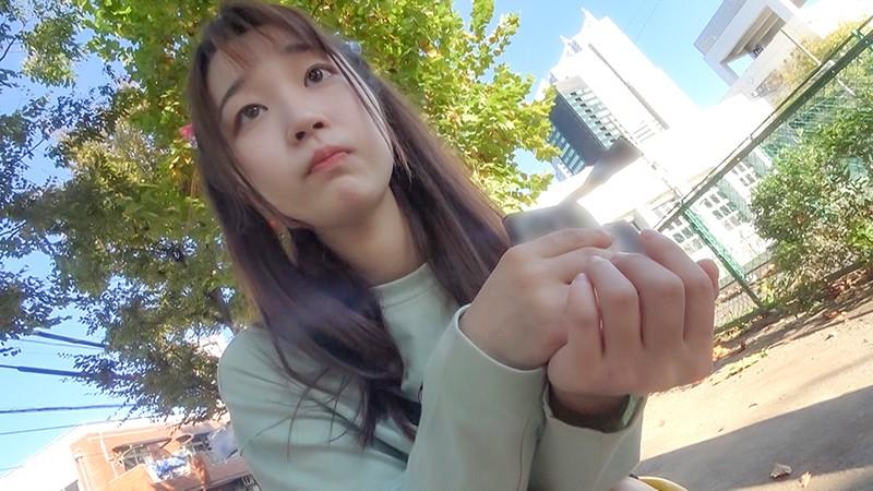 Cum Guzzling Class's Hikari-chan - Hey Mister, Wanna Play? We Found A Barely Legal Slut (18) At The Neighborhood Park That'll Take Your Creampie Hikari Nozomi - 1