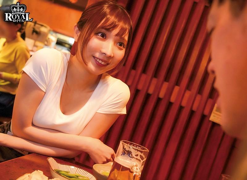 This Super Orgasmic And Cute Star Of An Izakaya Bar Will Instantly Agree To Fuck! She's An Unattainable Flower Who Looks Gettable, But Maybe She Isn't, But It Turns Out That She's An Obedient Maso Bitch Who Will Let Men Film Her In POV Fuck Videos Inside The Bar. Sakura Tsukino - 1