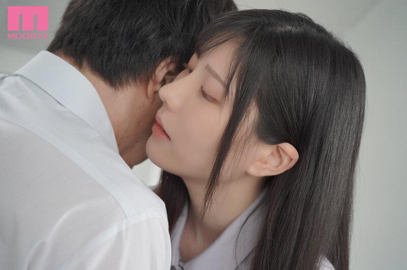 I Just Got My First Girlfriend, But ... This Beautiful Teacher Whispered Sweet Temptation Into My Ears, And I Succumbed, And Committed Infidelity Creampie Sex, Over And Over Again ... Mizuki Aiga - 2