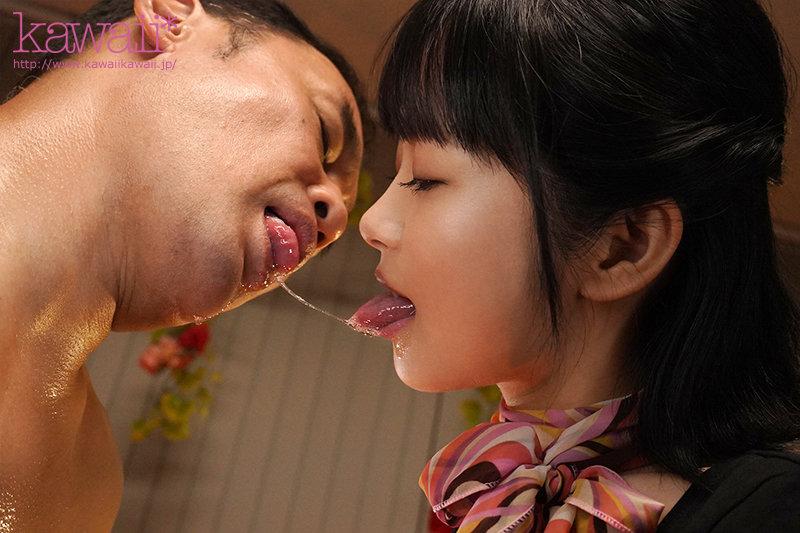 Love Making CAWD-323 Gazing, Whispering, Kiss-loving Girl's Moist Kiss Seduction And Mucous Membrane Exchange Sex Natsu Hyuga Riding Cock - 1