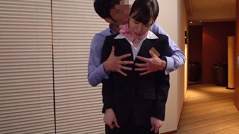Tiny Tits ISRD-014 Stewardess In Threatening Suite Room Umi Oikawa Fingering - 1