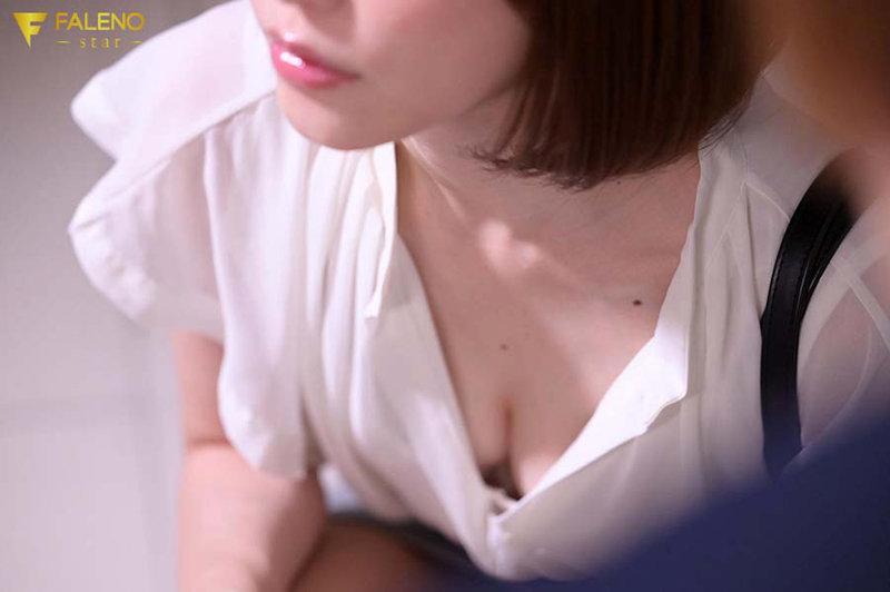 The Girl Who Exposes Herself Nude On Her Secret Social Media Account Just Might Be Amatsuka-san From Next-door... Horny, Attention-seeking Gorgeous Office Lady Meets Up Locally For Sex, Enjoying Cum Loads Every Day. Moe Amatsuka - 2