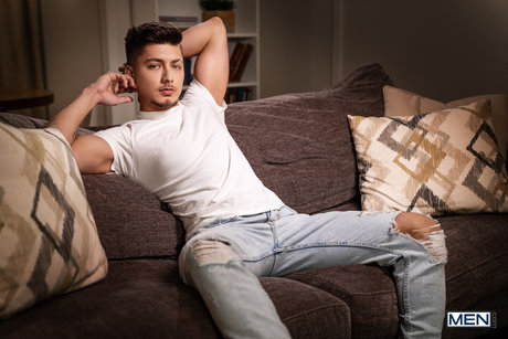 Twink (18+)