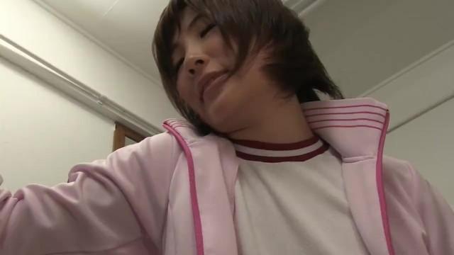 Behind Japanese Students get Hot and Horny in the School Bathroom TubeStack - 1