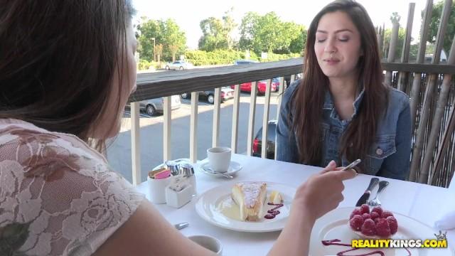 Cassie Laine and Shyla Jennings Eat Brunch then each other - 1