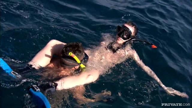 Sabina Lets a Man Fuck her under Water for an Ocean Polluting Cumshot - 2