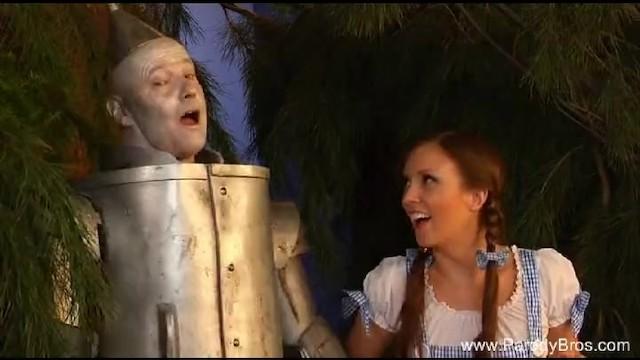 Dorothy Fucks Wizard of Oz Parody - 1