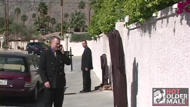 Suit Daddy Blowjob in the Alley - 2