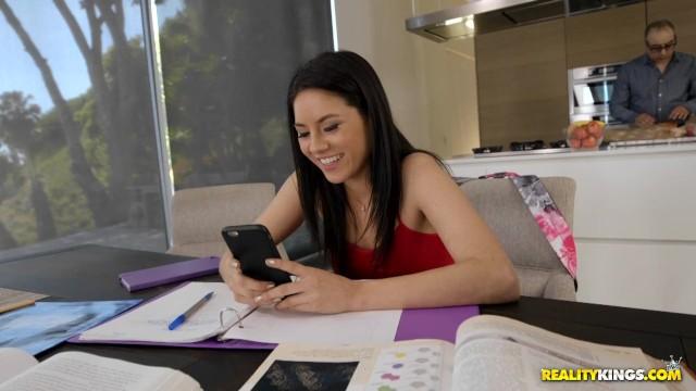 Capri Andersons and Shyla Jennings Study Date - 1