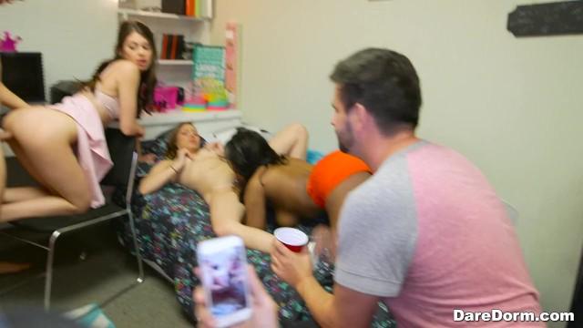 Publico College Couple Gets Busted and it Turns into a Dorm Orgy Sex