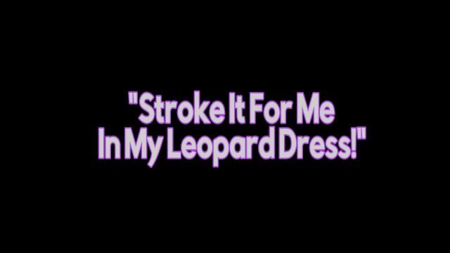 Shaking Ass in my Short Leopard Dress!! - 1