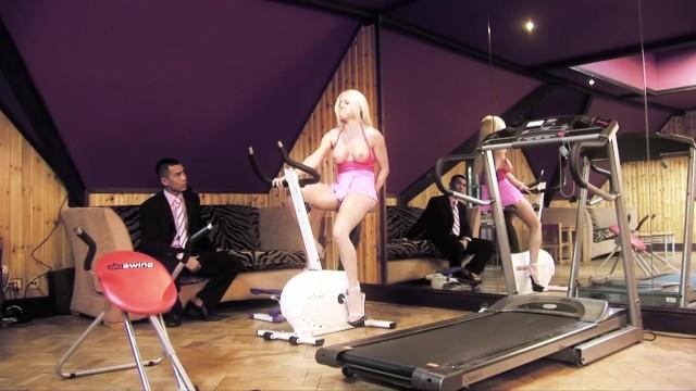 Spycam Hot Big Tits Blonde Seduces BF in Home Gym and Gets Fucked and Facial! Celebrity - 1