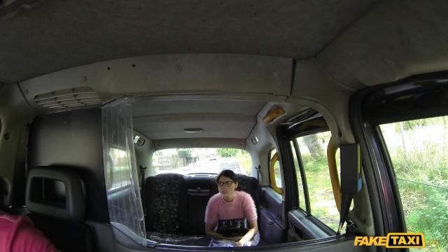 Fake Taxi - Bitchy Brunette can't Pay for Ride - 2