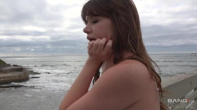 Nut Teen Good Girl Flashes her Tits Ass & Pussy at the Beach Kathia Nobili