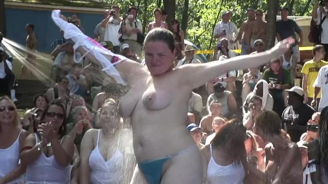 Gemendo Wet T Shirt Contest at a Nudist Resort Streamate