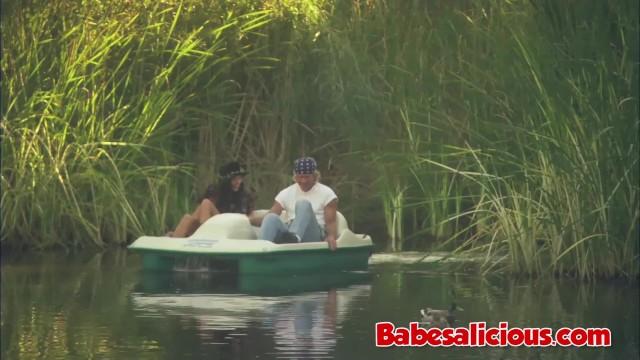 Outdoor Boat Fucking for Cute Couple - 1