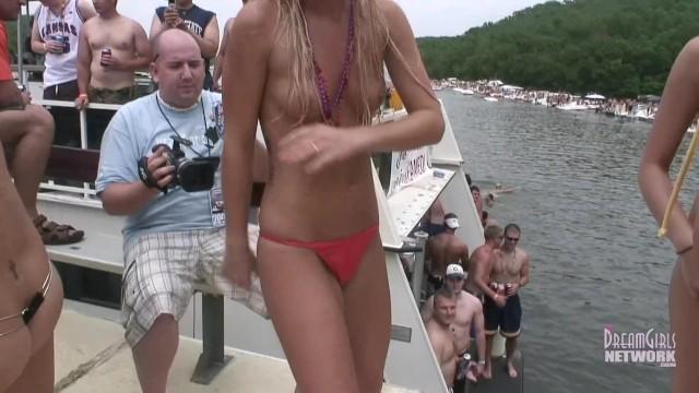 Step Mom Crazy Chicks Party Naked on a Houseboat Toes