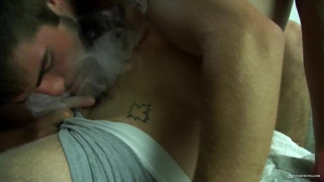 Austin Ried & Dustin Fitch Smoking and Fucking at the same Time - 2