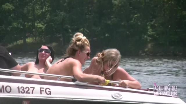 Eccie Home Video Voyeur Topless Boat Ride Innocent