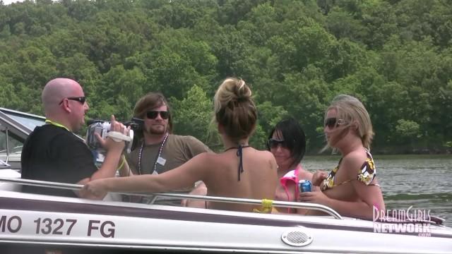 Home Video Voyeur Topless Boat Ride - 2