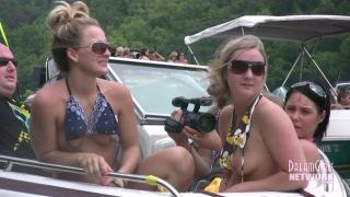 Mum Home Video Voyeur Topless Boat Ride Ejaculation