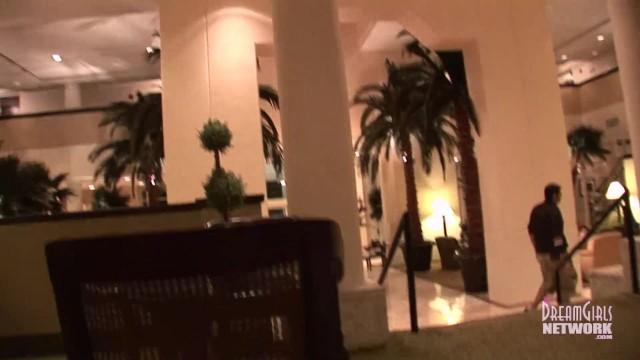 Passivo Horny Girl Fingers herself in Hotel Lobby in Key West Teen Blowjob - 1