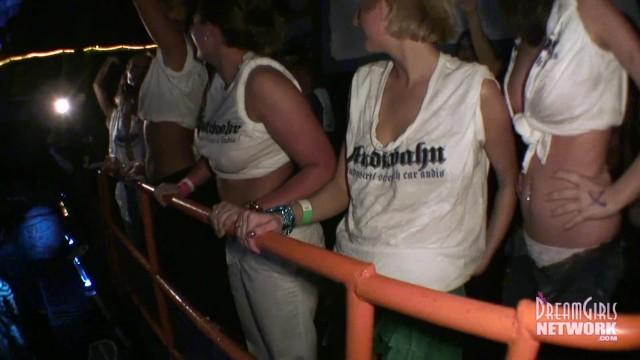 KissAnime Partying Coeds Compete for Cash in South Padre Island FapVid - 2