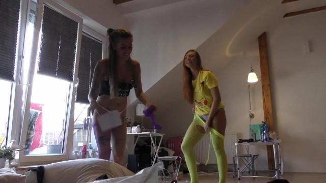 LEON´S ANGELS FULL & LONG CHAPTER 17 NO PANTIES SMALL TITS PARTY ANGELS - 2