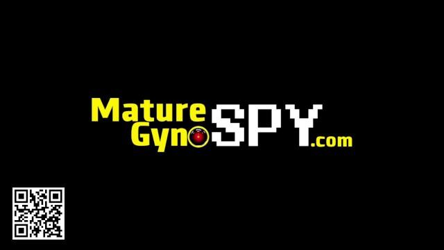 Gostoso Voyeur Recording of Sexy MILF Gyno Exam - MatureGynoSpy.com Seduction Porn - 1