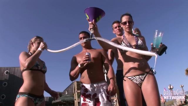 Family Taboo GREAT Peeing Closeup after Spring Break Beach Party Stretching