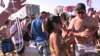 Teenxxx Mob Scene Spring Break Party with College Chicks Flashing QuebecCoquin
