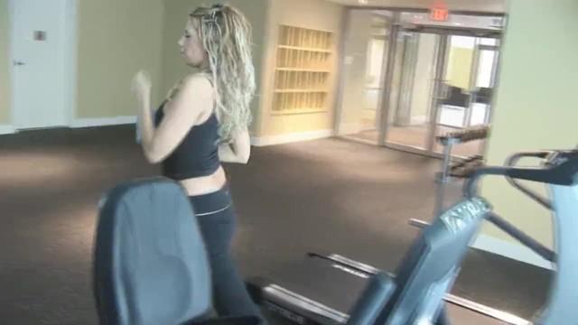Clothed Sex Big Titty Blondie Fucked after the Gym Session and get Cum Covered YouPorn