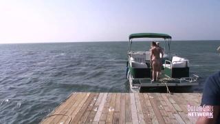 Pussy Fucking Two Hot Blonde Teens Parasail Naked and then Pee ApeTube