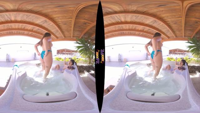 Married 3D VR Hot Tub Fun with Topless Teen Girls Amelia & Jane Jav - 2
