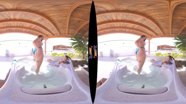 Married 3D VR Hot Tub Fun with Topless Teen Girls Amelia & Jane Jav - 1