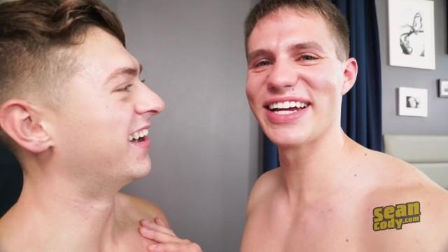 Celebrity Seancody.com - Hot Guys Derick and Lane had Fun in the Bedroom Clothed - 1
