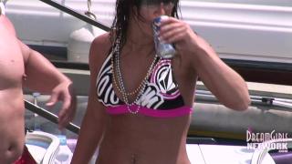 Amateur Teen Wives, Girlfriends, Sisters, & Mom's all Party Naked Lake of the Ozarks Cute