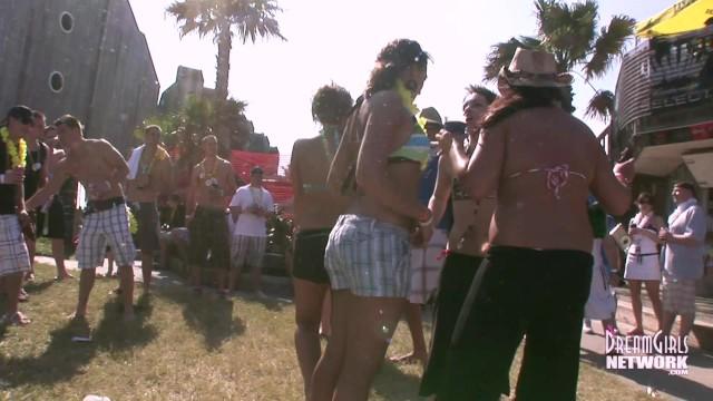 Freaky Girls get Naked in the VIP of Spring Break Party - 1