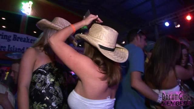 DuckDuckGo Sweaty Spring Breakers Bump and Grind on Night Club Dance Floor PervClips - 1