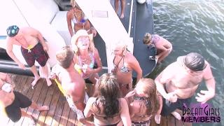 Sperm Hot Girls Parting Naked on Boats Lake of the Ozarks Milf Sex