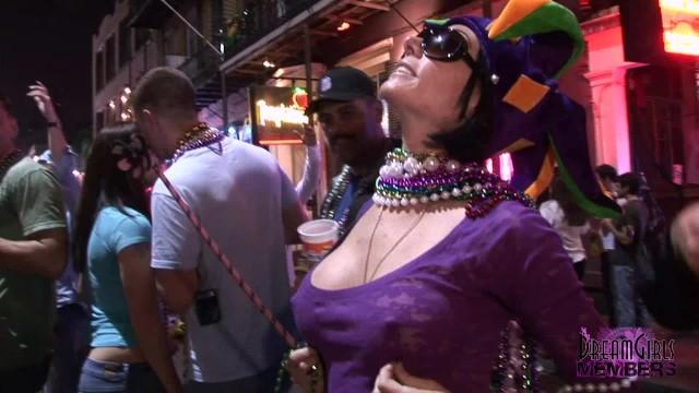 Nadia Nitro Gets Naked & Gets other Girls Naked at Mardi Gras - 1