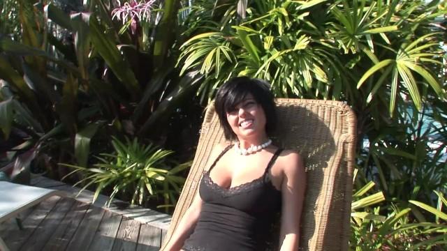 Blackz Perfect Tit Alt Rocker Chick Gets Naked in my back Yard NSFW Gif - 2