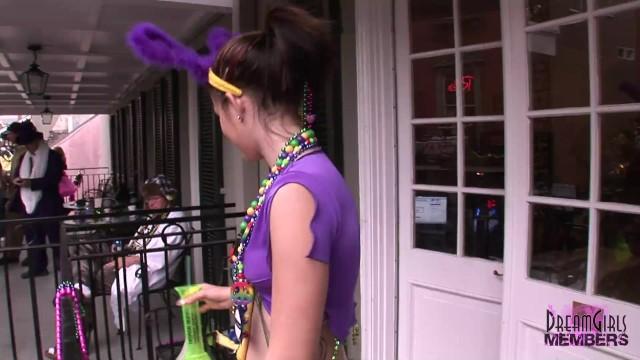 A Day in the Life of a Mardi Gras Party Girl - 1